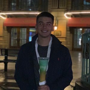 Meet your Posher, Jaime